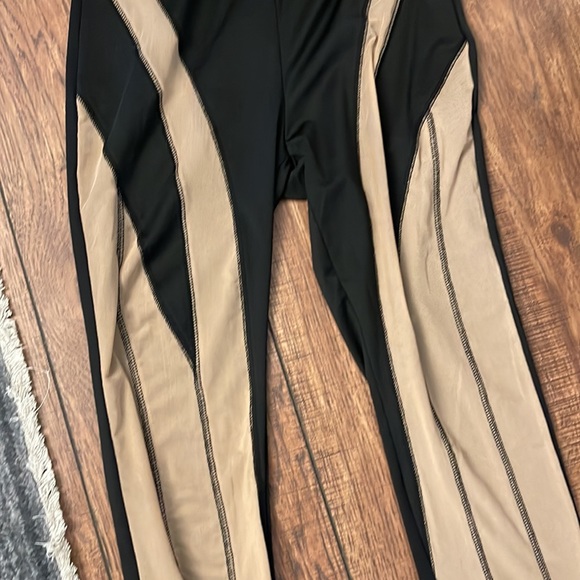 Jumpsuit - Picture 5 of 9